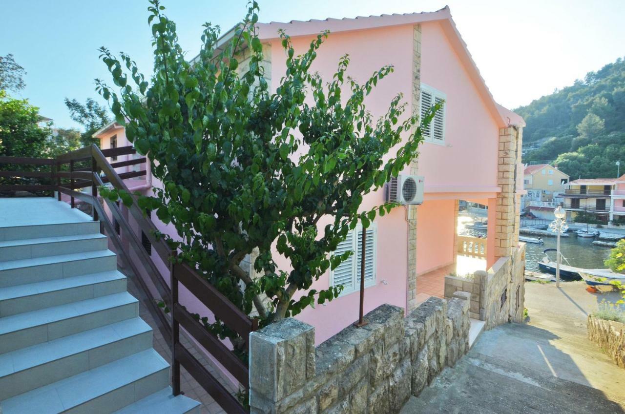 Apartment Jakov Grscica بريسبا المظهر الخارجي الصورة